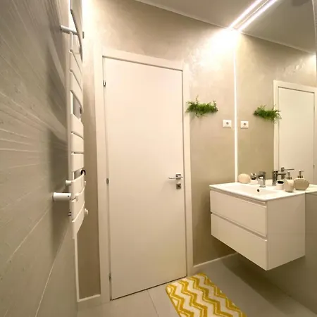 Mamaia Nord Velvet Bel Air * Năvodari